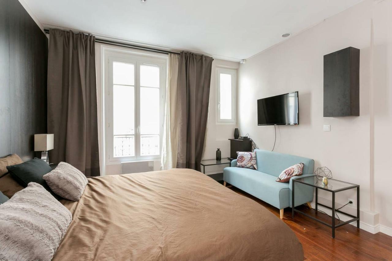 Studio Tour Eiffel Et Champs-Elysees Apartment Paris Exterior photo